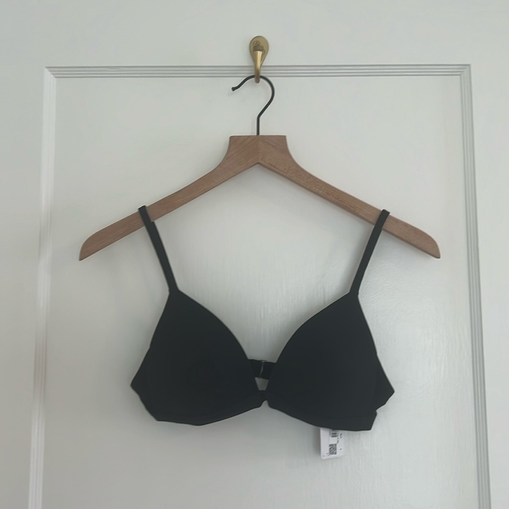 Lululemon black Deep Sea swim bikini top